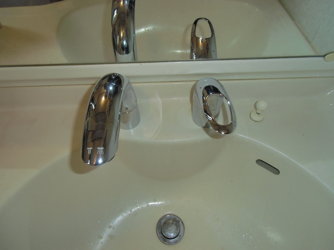 TOTO 　洗面　水栓金具　TLNW36R　伊藤雪賀