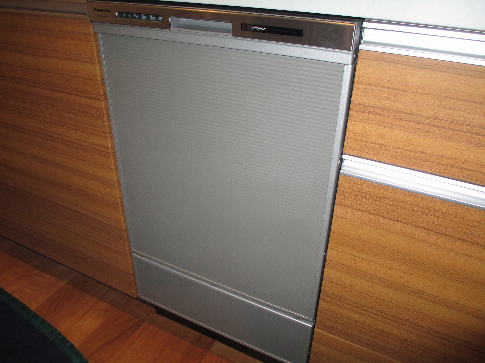 Panasonic 食器洗い乾燥機　NP-45MD6S