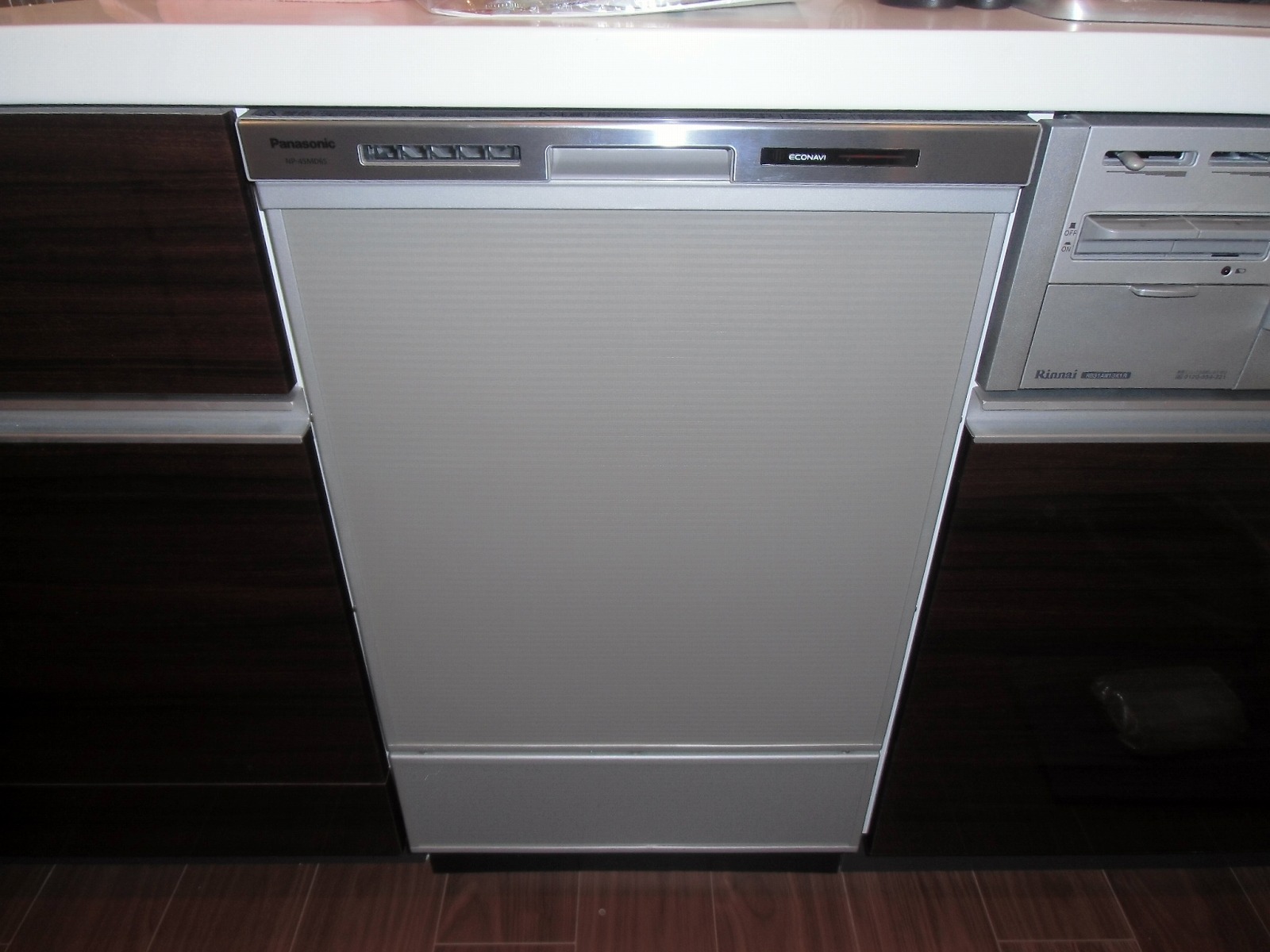 Panasonic製食器洗い乾燥機 NP-45MD6S