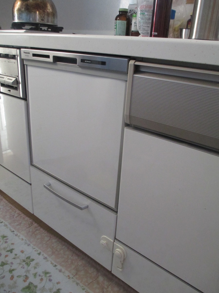 Panasonic製食器洗い乾燥機 NP-45MS6S