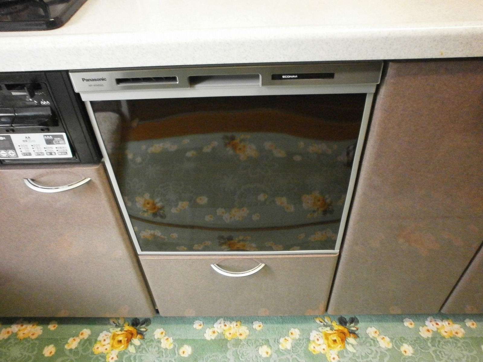 Panasonic製食器洗い乾燥機 NP-45MS6S