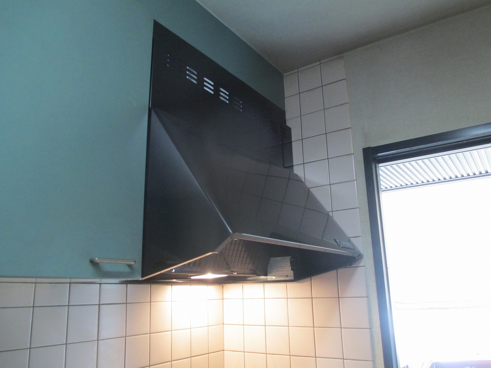 富士工業製レンジフード BDR-3HL-751BK