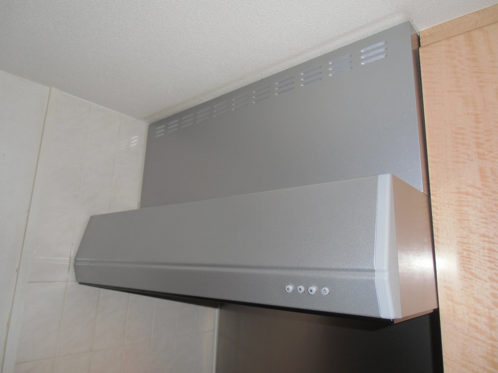 富士工業製レンジフード BFRS-3G-901L SI