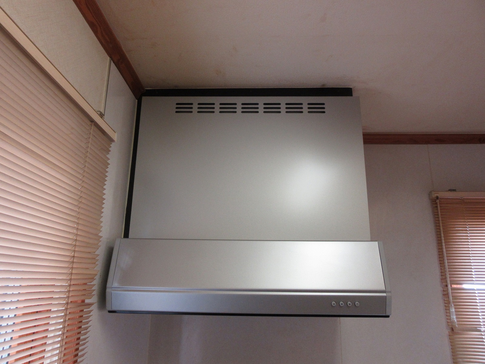 富士工業製レンジフード BFRS-3G-7517V BK