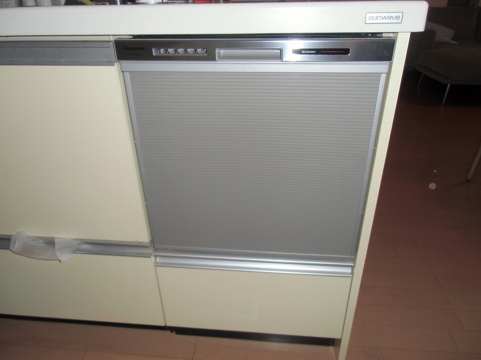 Panasonic製食器洗い乾燥機 NP-45MS6S