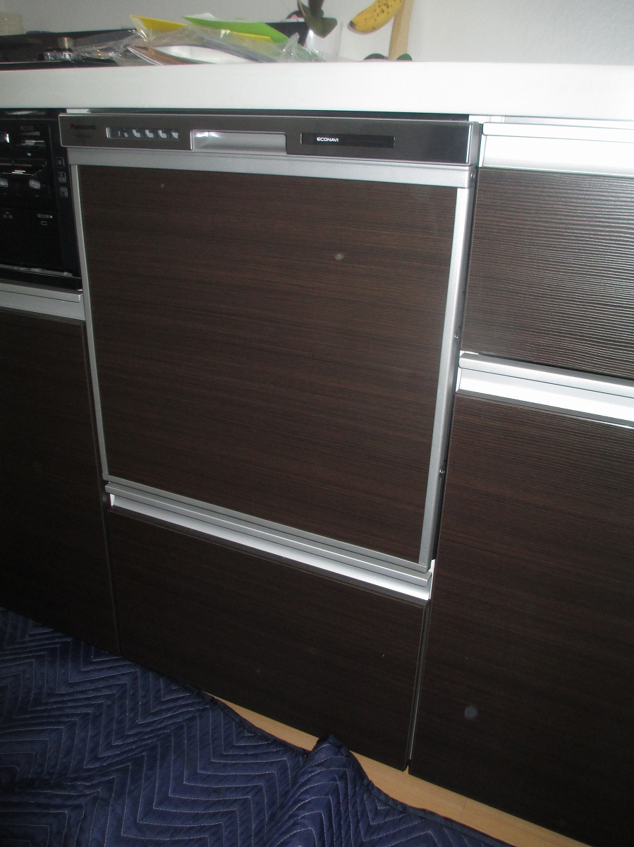Panasonic製食器洗い乾燥機　NP-45MS6S
