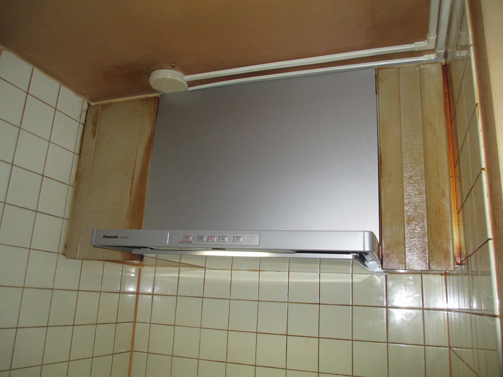 Panasonic製レンジフード　FY-6HTC4-S　