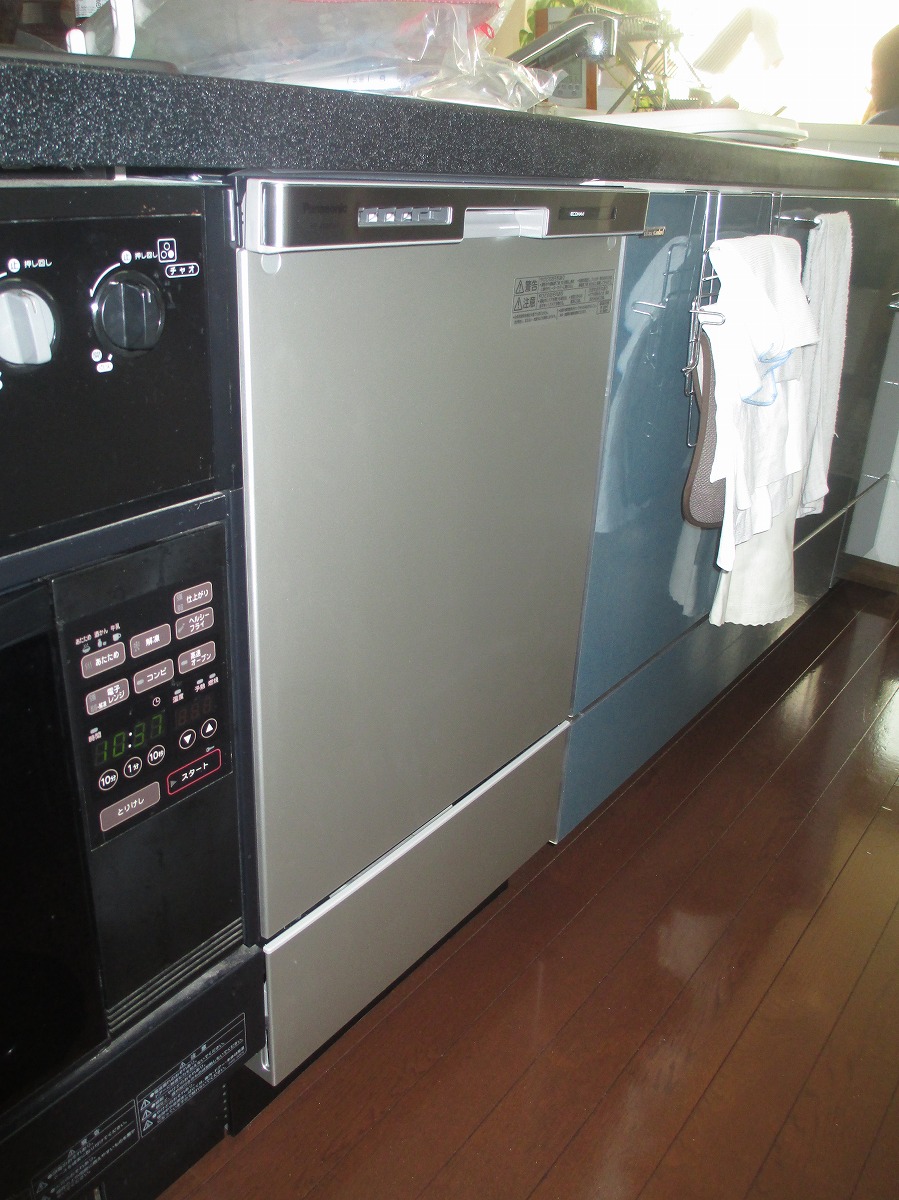 Panasonic製食器洗い乾燥機 NP-45MC6T