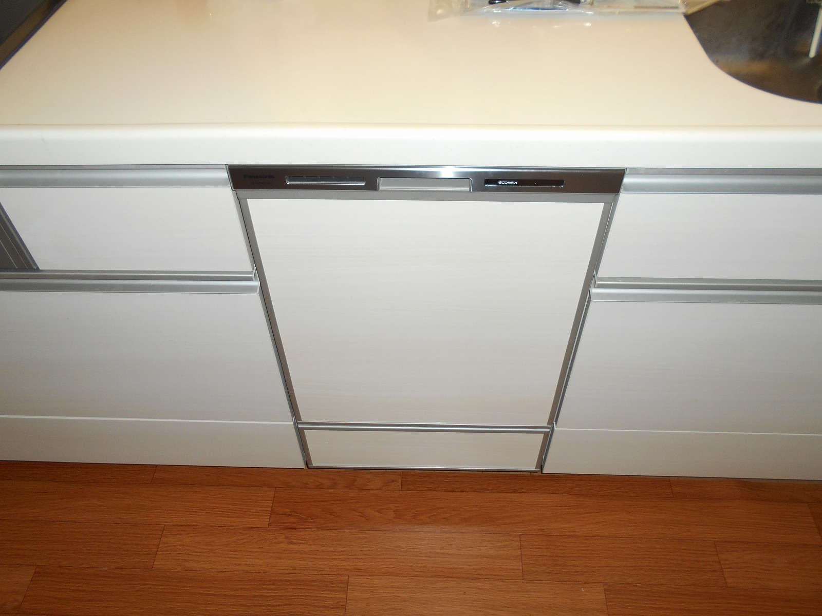 Panasonic製食器洗い乾燥機 NP-45MD7S