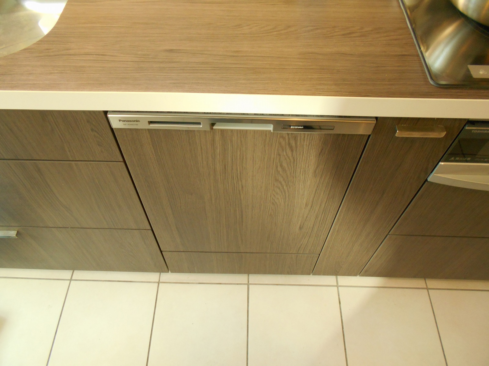 Panasonic製食器洗い乾燥機　NP-45MD6W