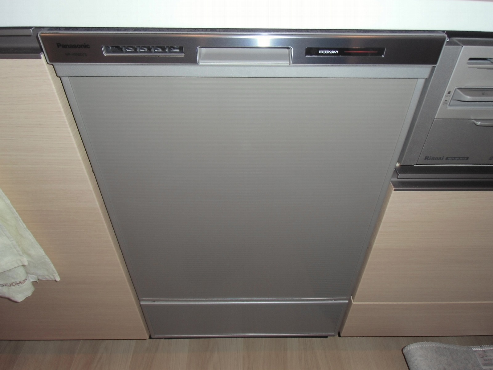 Panasonic製食器洗い乾燥機　NP-45MD7S