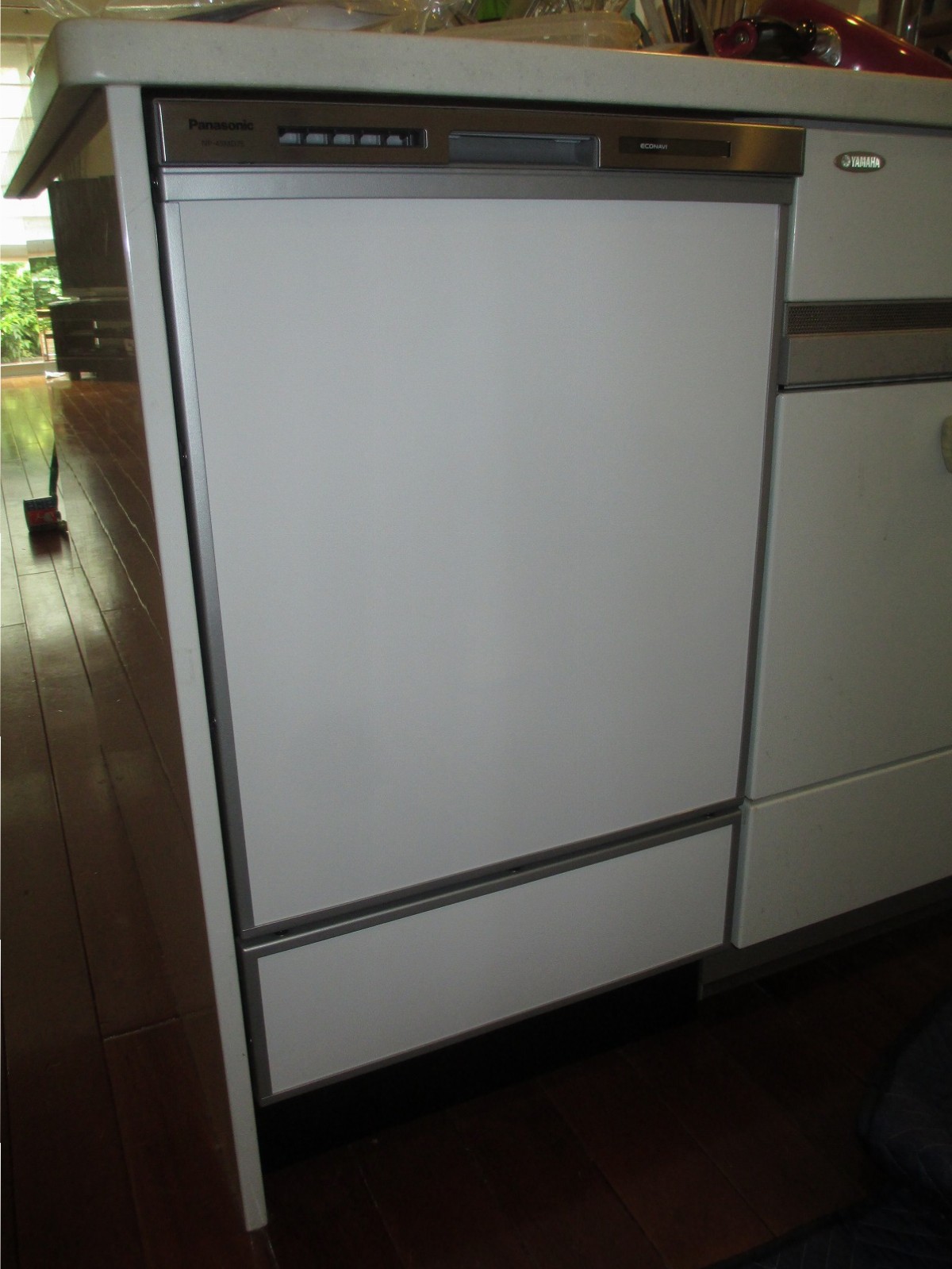Panasonic製食器洗い乾燥機 NP-45MD7S