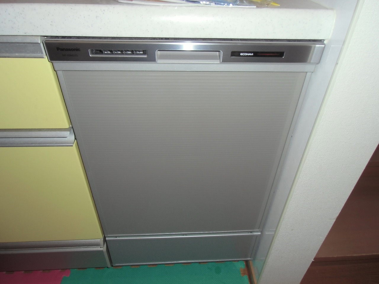 Panasonic製食器洗い乾燥機 NP-45MD7S