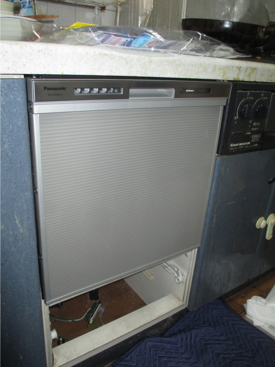 Panasonic製食器洗い乾燥機 NP-45MS7S