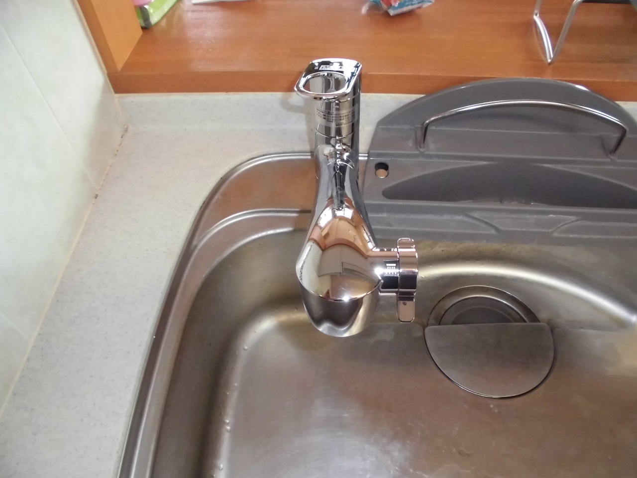 TOTO製浄水器兼用混合栓　TKGG38E