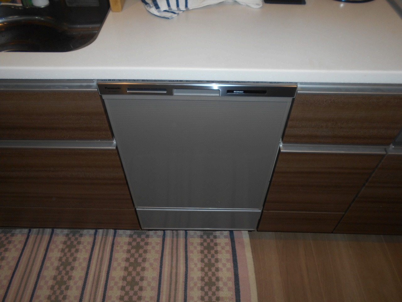 Panasonic製食器洗い乾燥機　NP-45MD7S