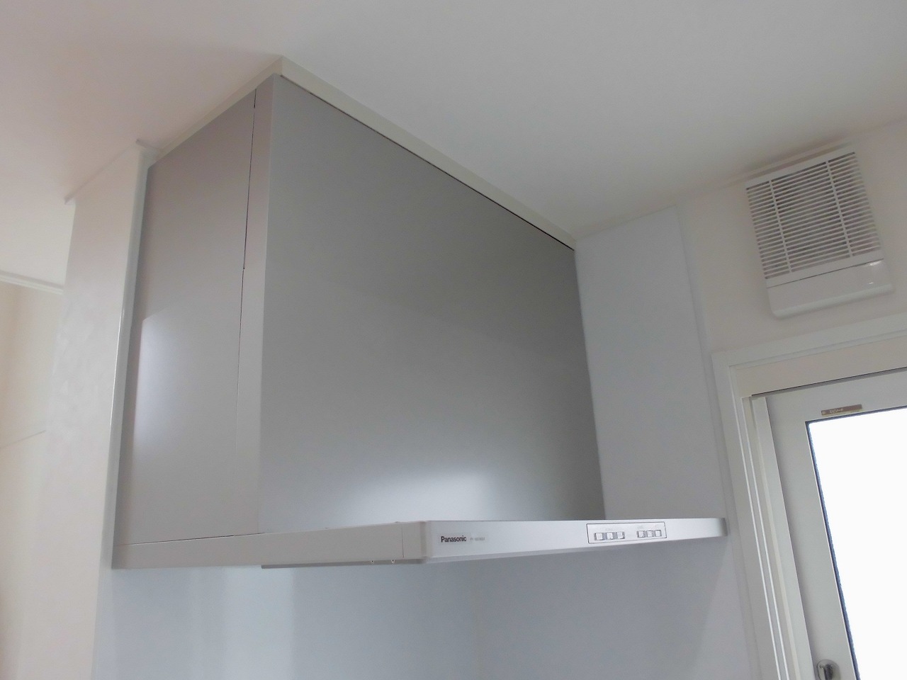 Panasonic製レンジフード FY-90DWD3-S