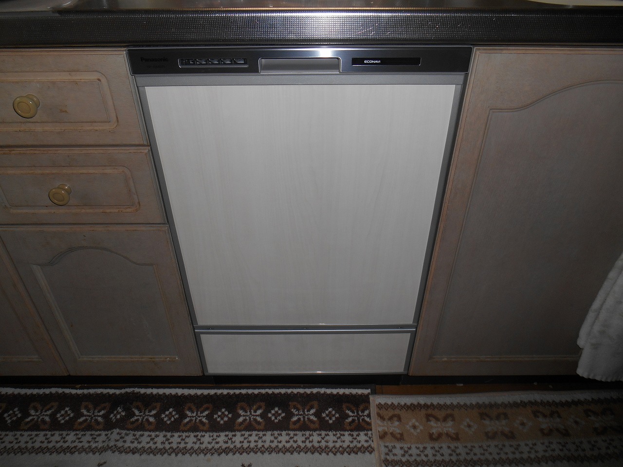 Panasonic製食器洗い乾燥機 NP-45MD7S