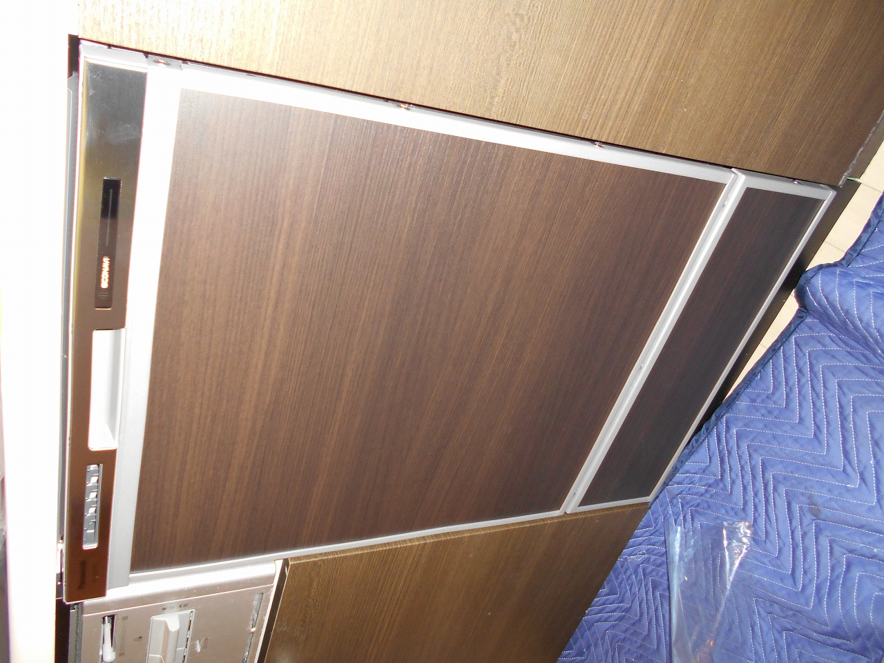 Panasonic製食器洗い乾燥機 NP-45MD7S