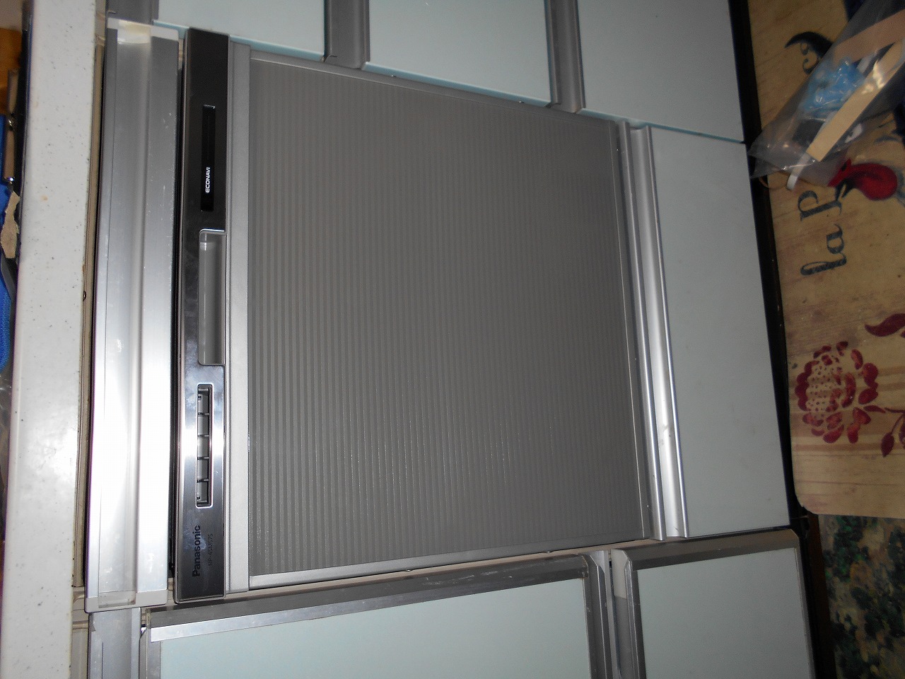Panasonic製食器洗い乾燥機 NP-45MS7S