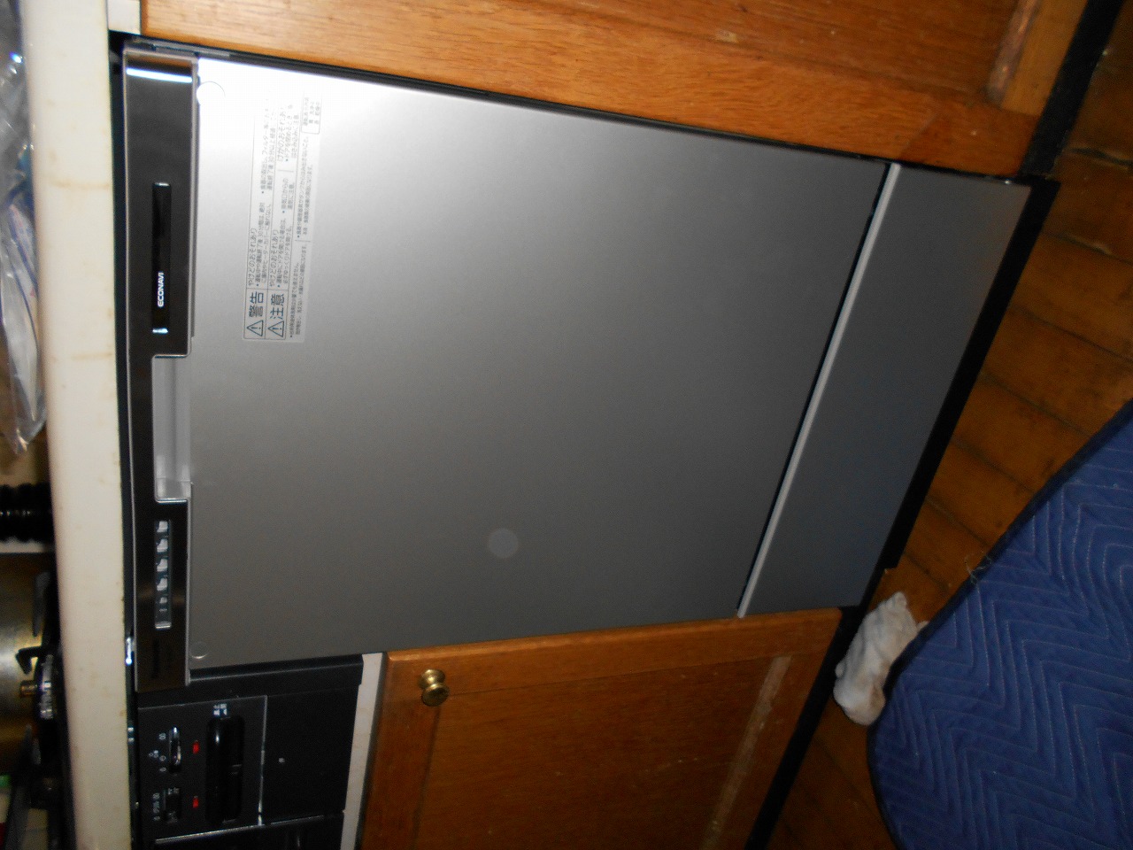 Panasonic製食器洗い乾燥機 NP-45MC6T