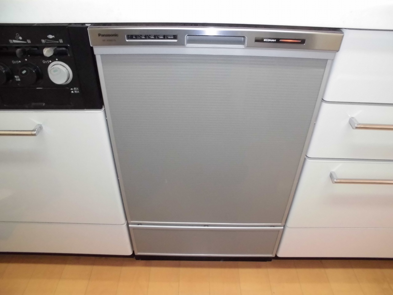 Panasonic製食器洗い乾燥機　NP-45MD7S