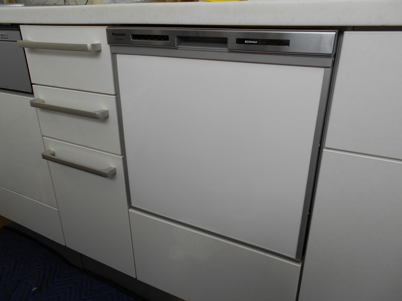 Panasonic製食器洗い乾燥機 NP-45MS7S