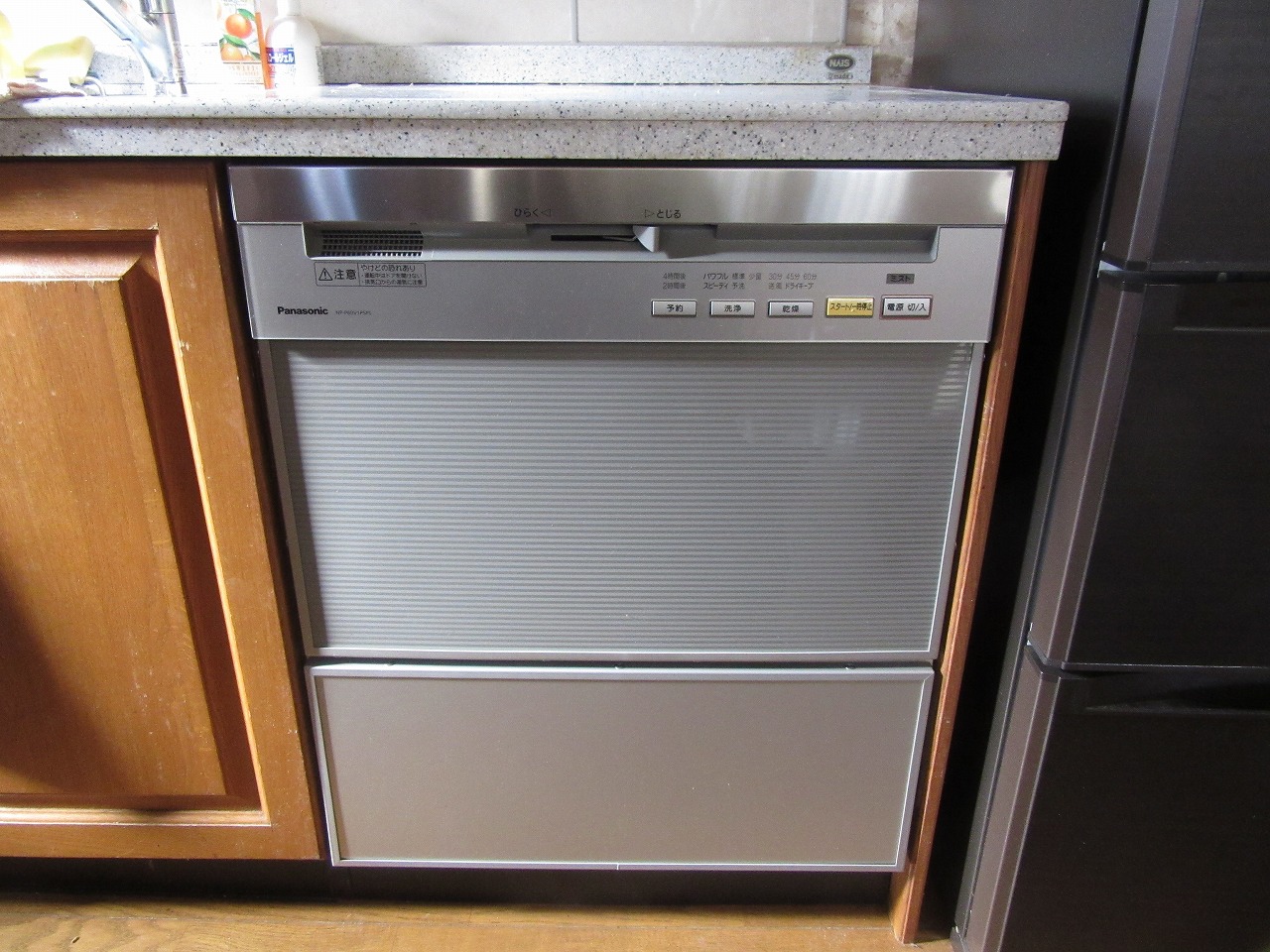 Panasonic製食器洗い乾燥機 NP-P60V1PSPS N-PC600S