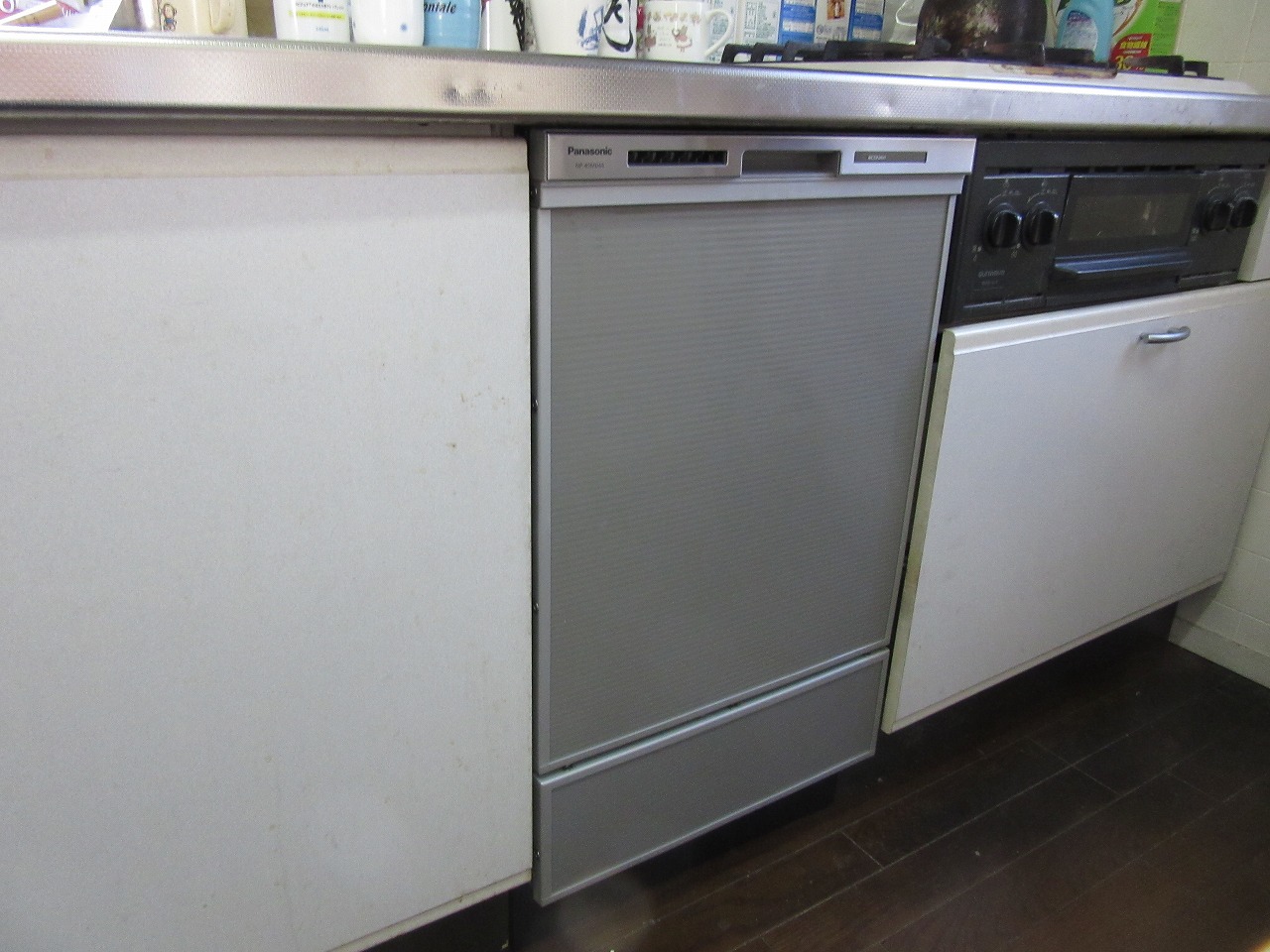 Panasonic製食器洗い乾燥機 NP-45MD6S