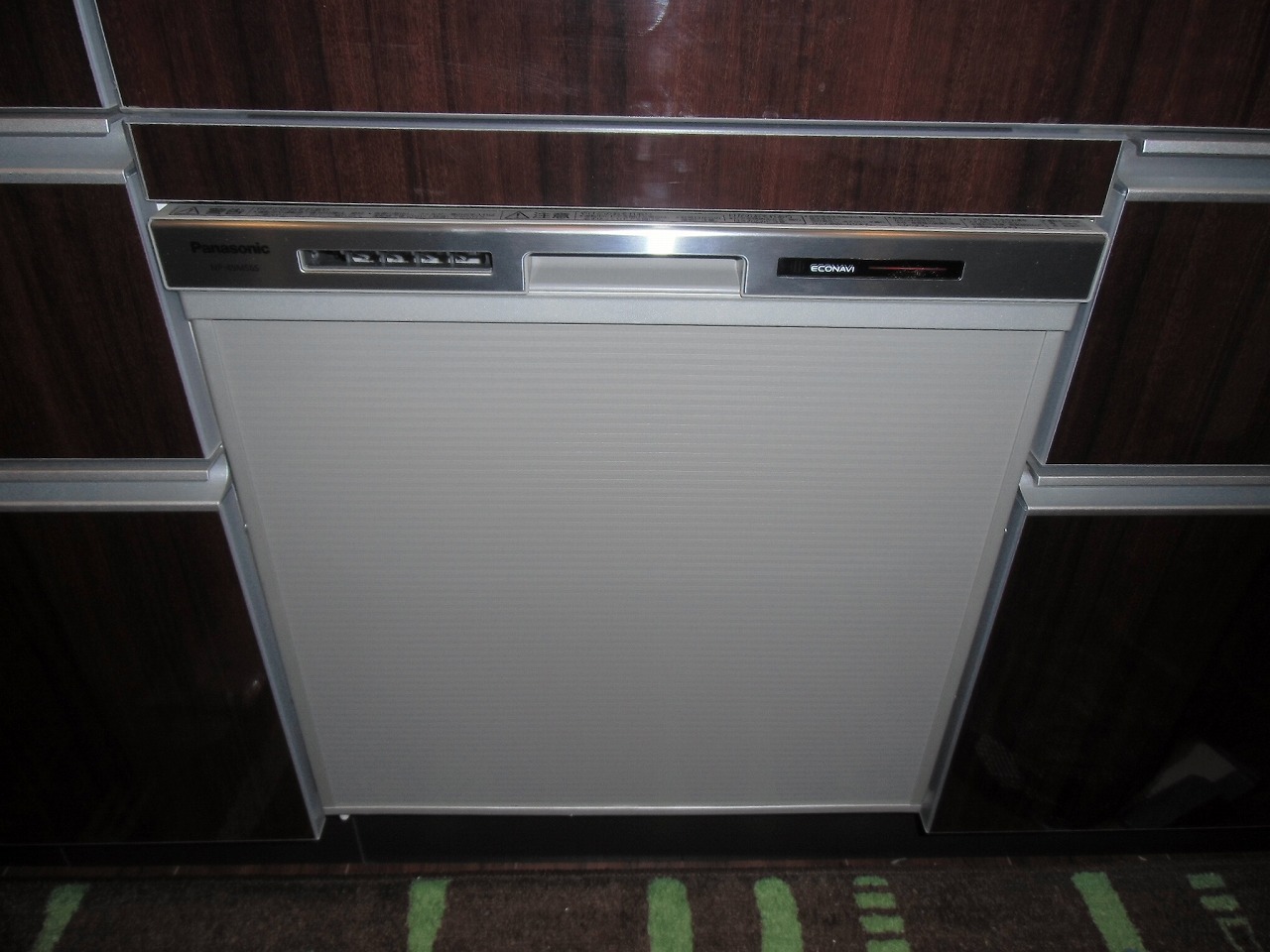 Panasonic製食器洗い乾燥機 NP-45MS6S