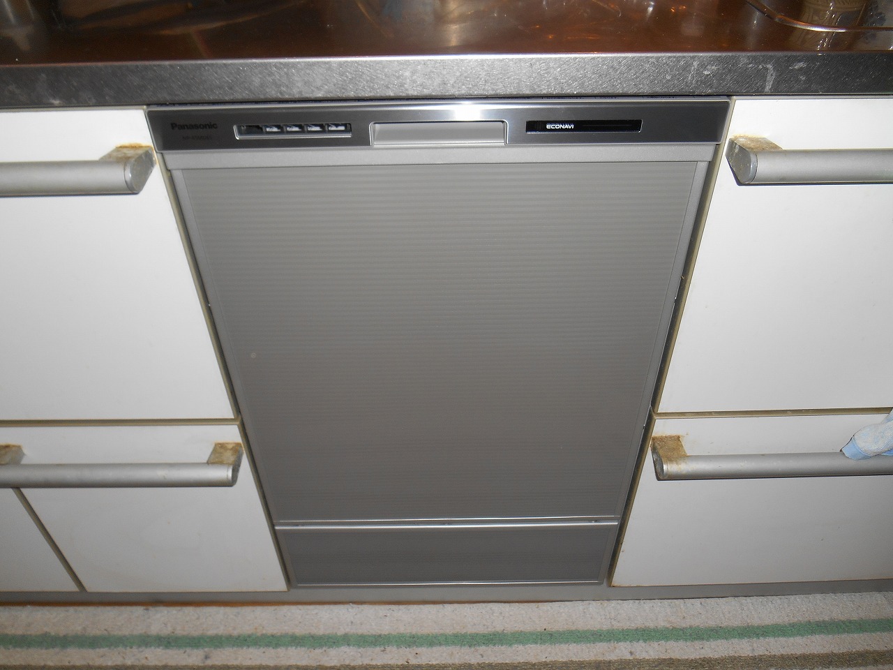 Panasonic製食器洗い乾燥機 NP-45MD6S