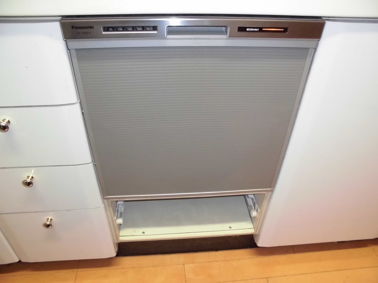 Panasonic製食器洗い乾燥機 NP-45MS7S