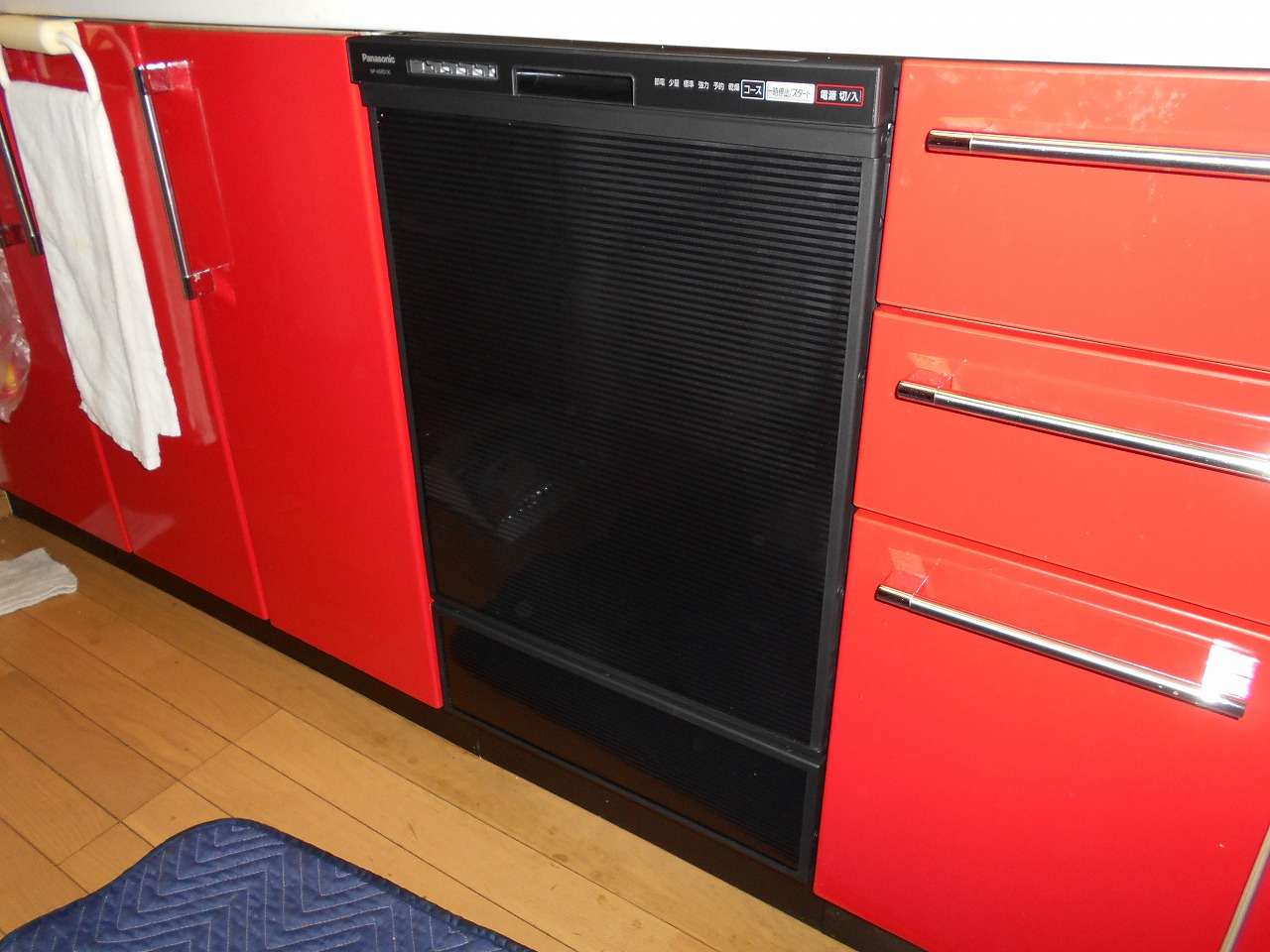 Panasonic製食器洗い乾燥機　NP-45RD6K