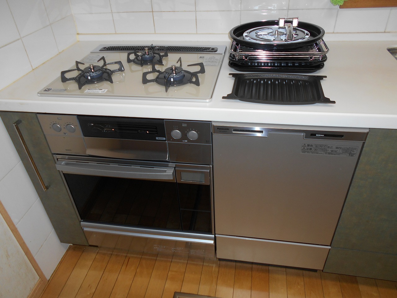 Panasonic製食器洗い乾燥機 NP-45MC6T
