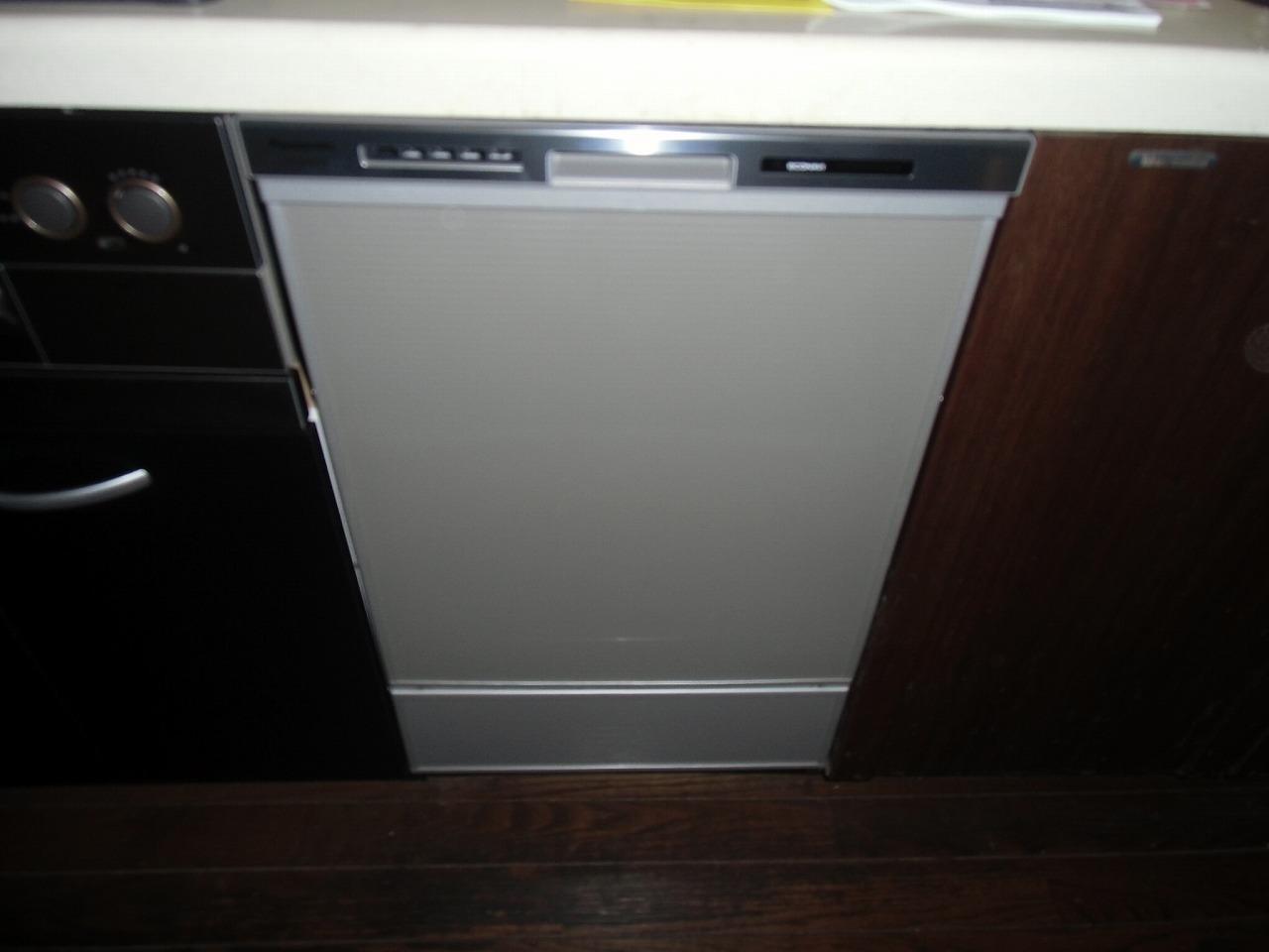 Panasonic製食器洗い乾燥機 NP-45MD7S