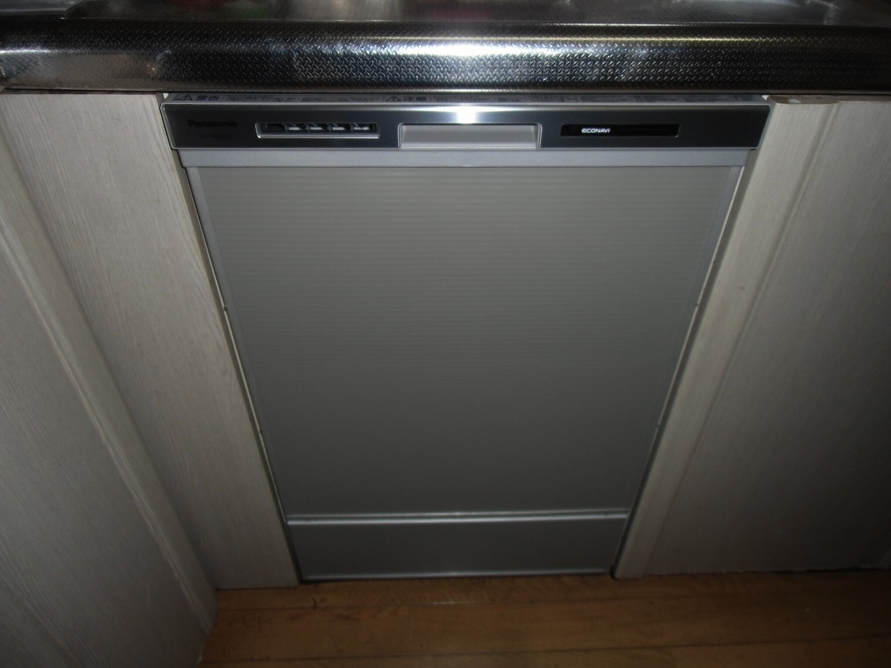 Panasonic製食器洗い乾燥機 NP-45MD7S