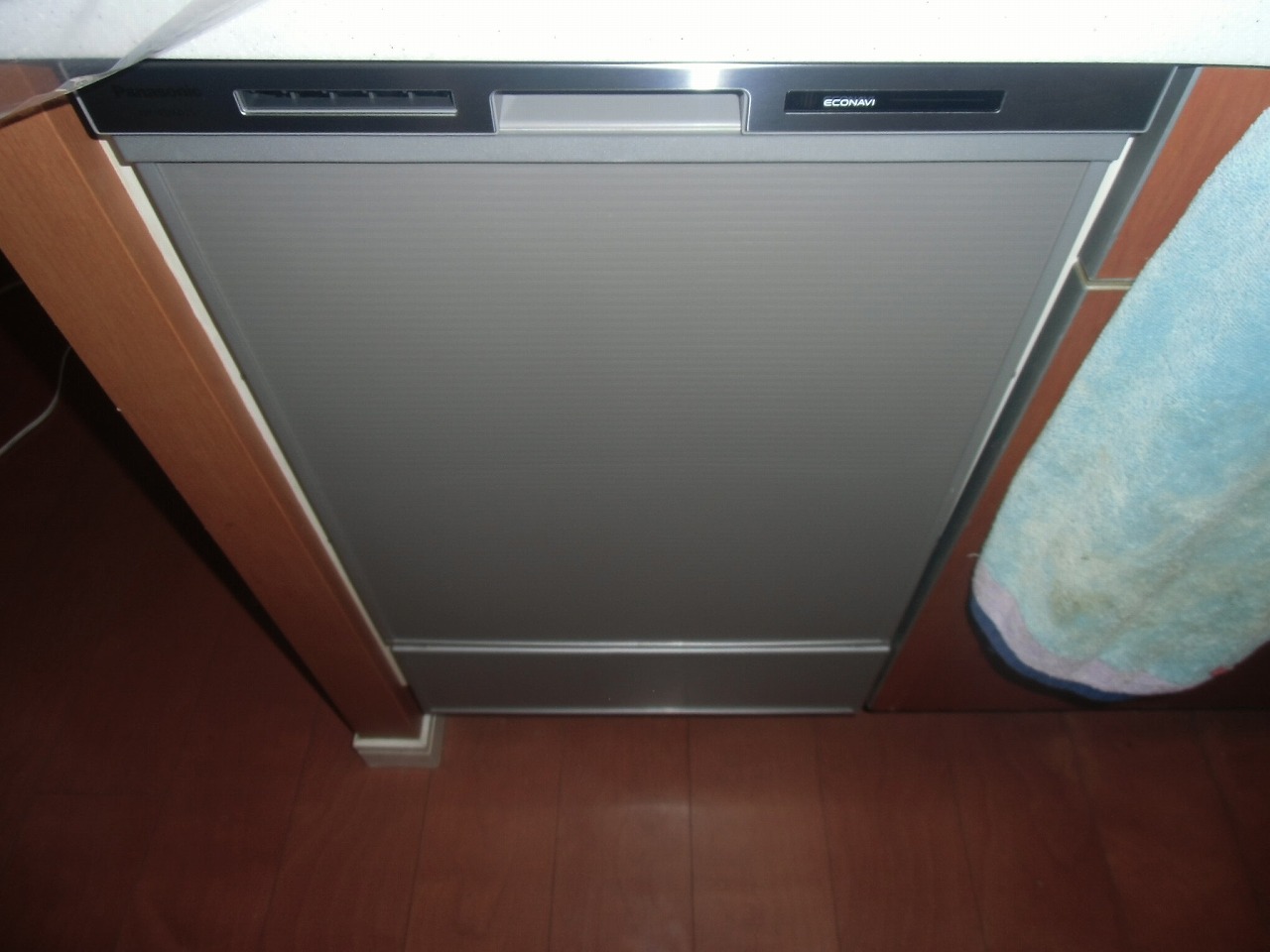 Panasonic製食器洗い乾燥機 NP-45MD7S