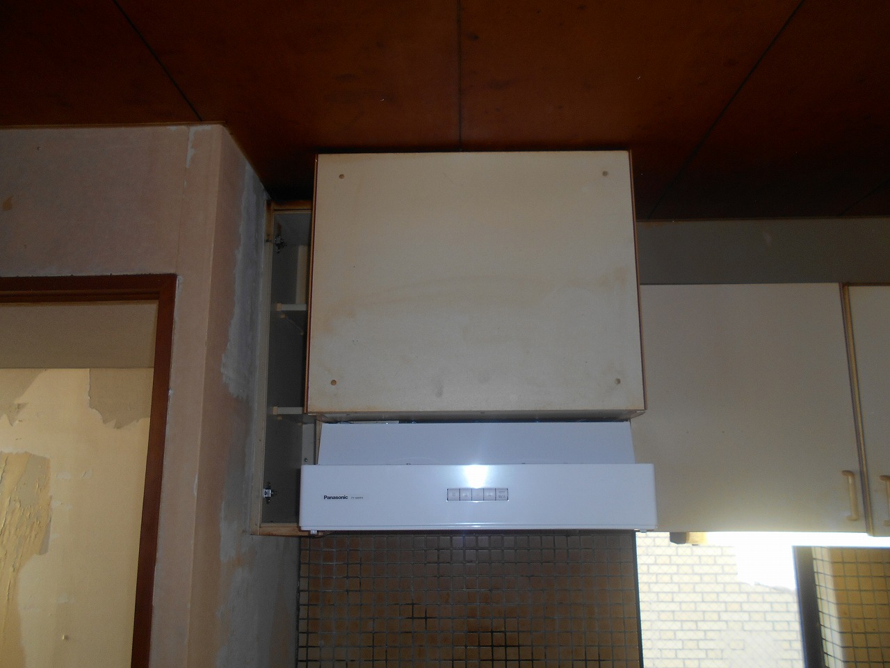 Panasonic製レンジフード FY-60HF4　