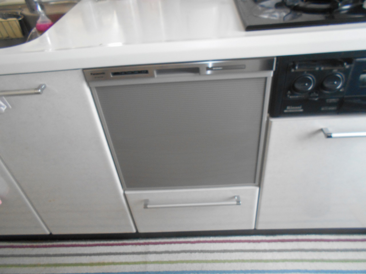 Panasonic製食器洗い乾燥機 NP-45MS8S