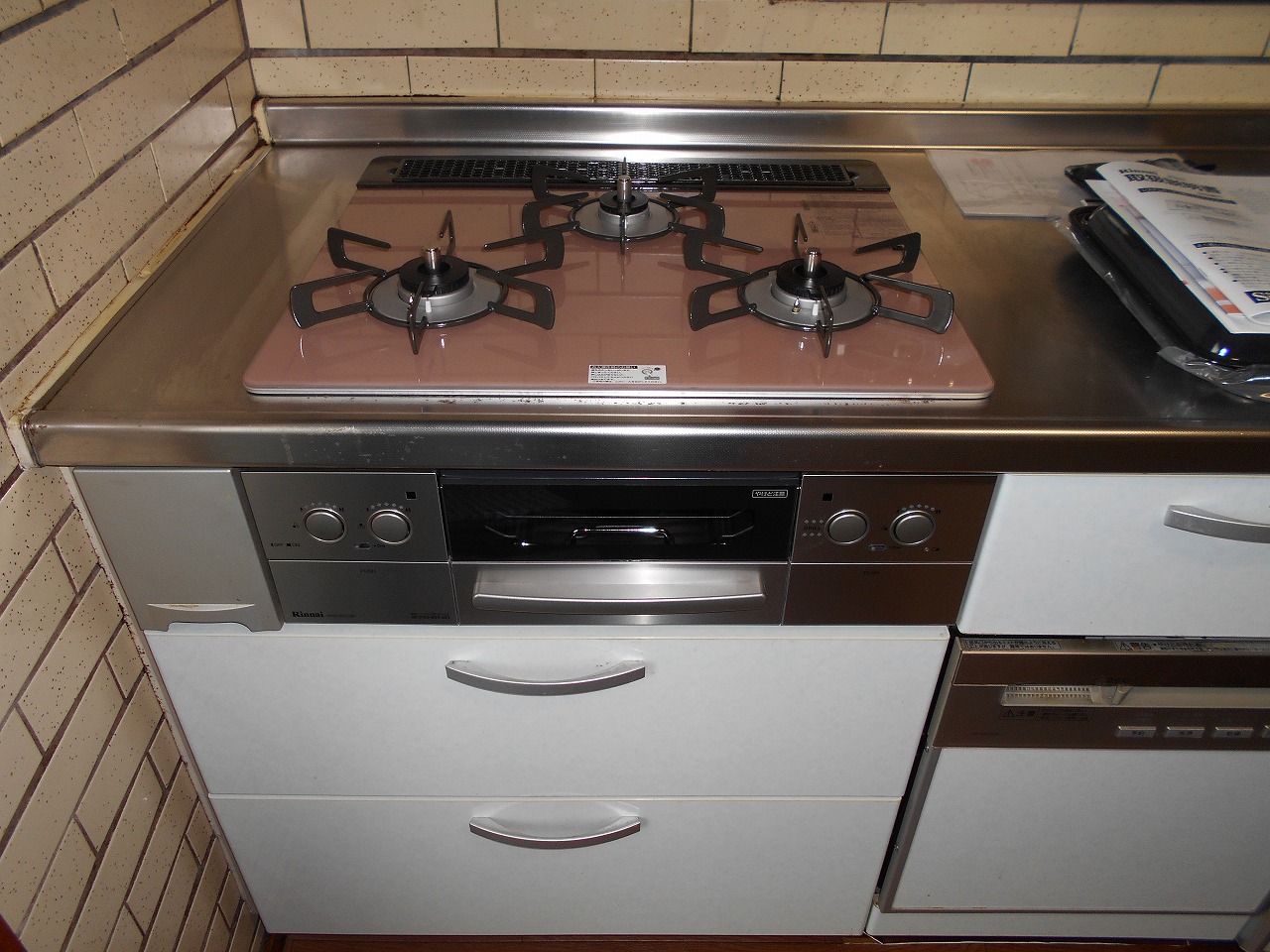 リンナイ製ガスコンロ リッセ RHS31W23L8RSTW