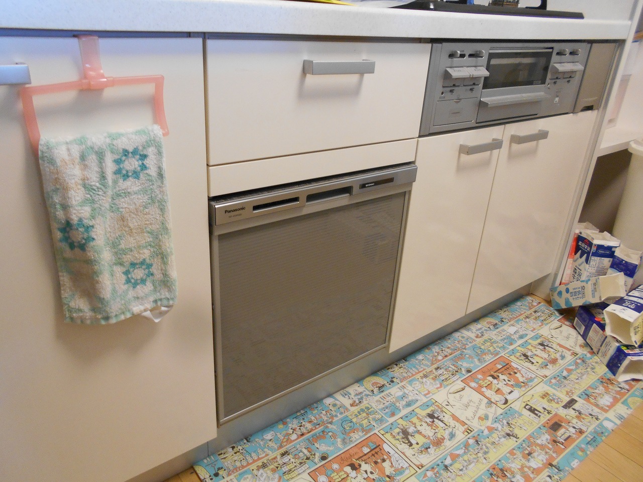 Panasonic製食器洗い乾燥機 NP-45MS8S