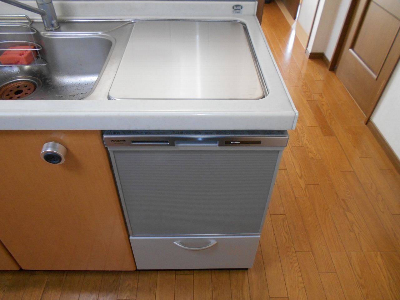 Panasonic製食器洗い乾燥機 NP-45MS8S