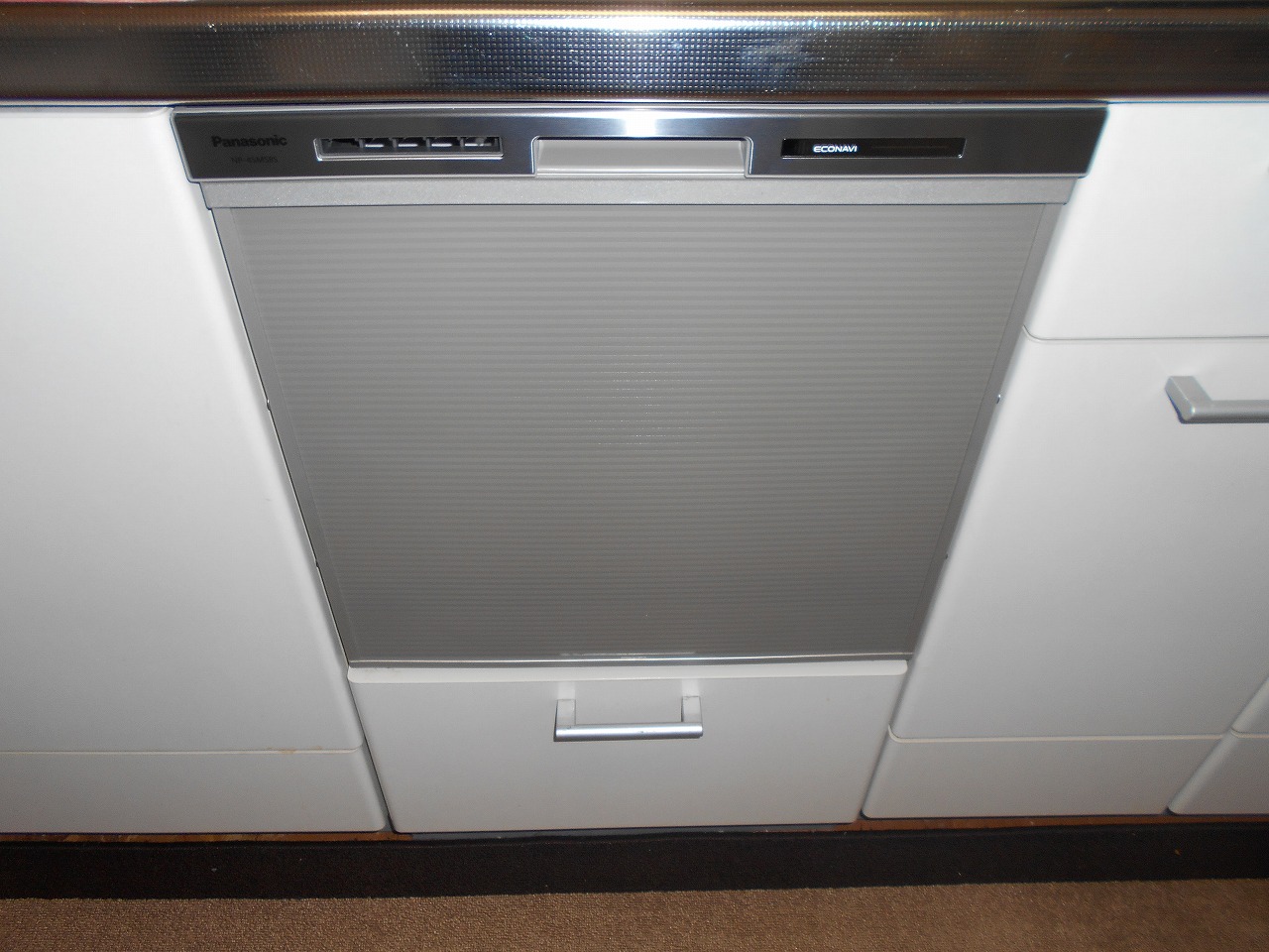 Panasonic製食器洗い乾燥機 NP-45MS8S