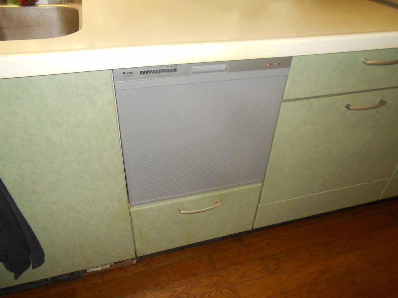 リンナイ製食器洗い乾燥機 RKW-404A-SV