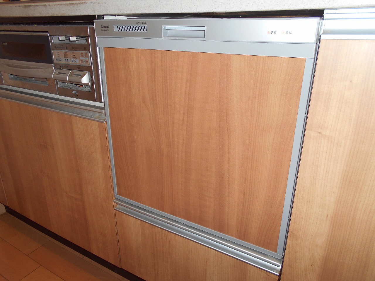 リンナイ製食器洗い乾燥機 RKW-404A-SV