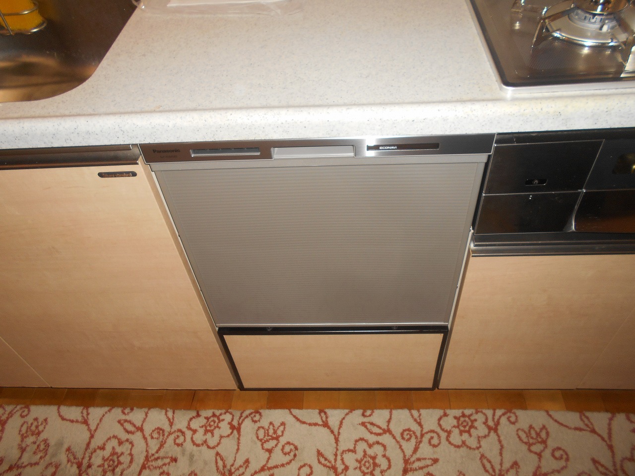 Panasonic製食器洗い乾燥機 NP-45MS8S