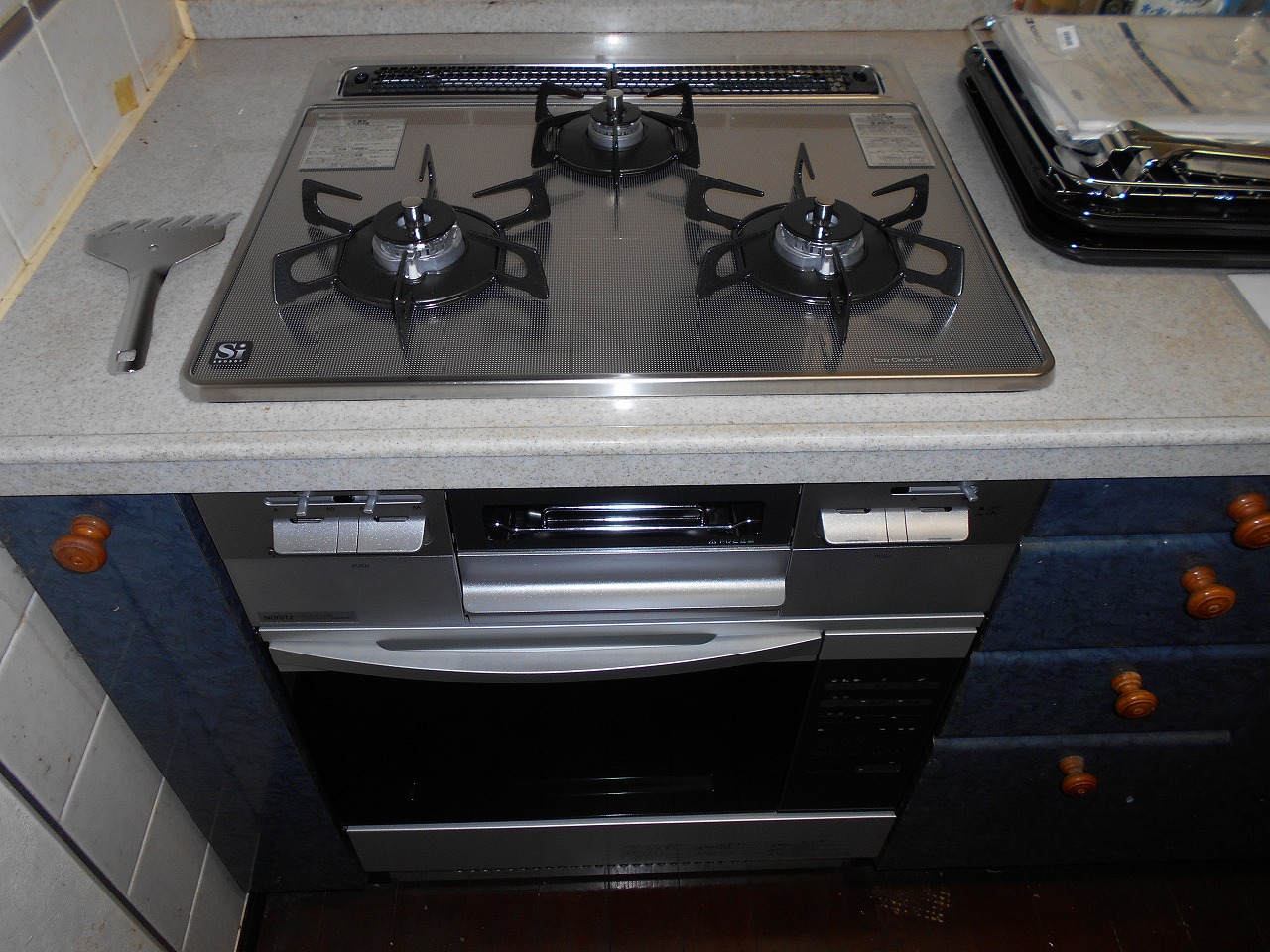 ノーリツ製ガスコンロ ファミ N3WQ6RWASKSI コンビネーションレンジ NDR320EK