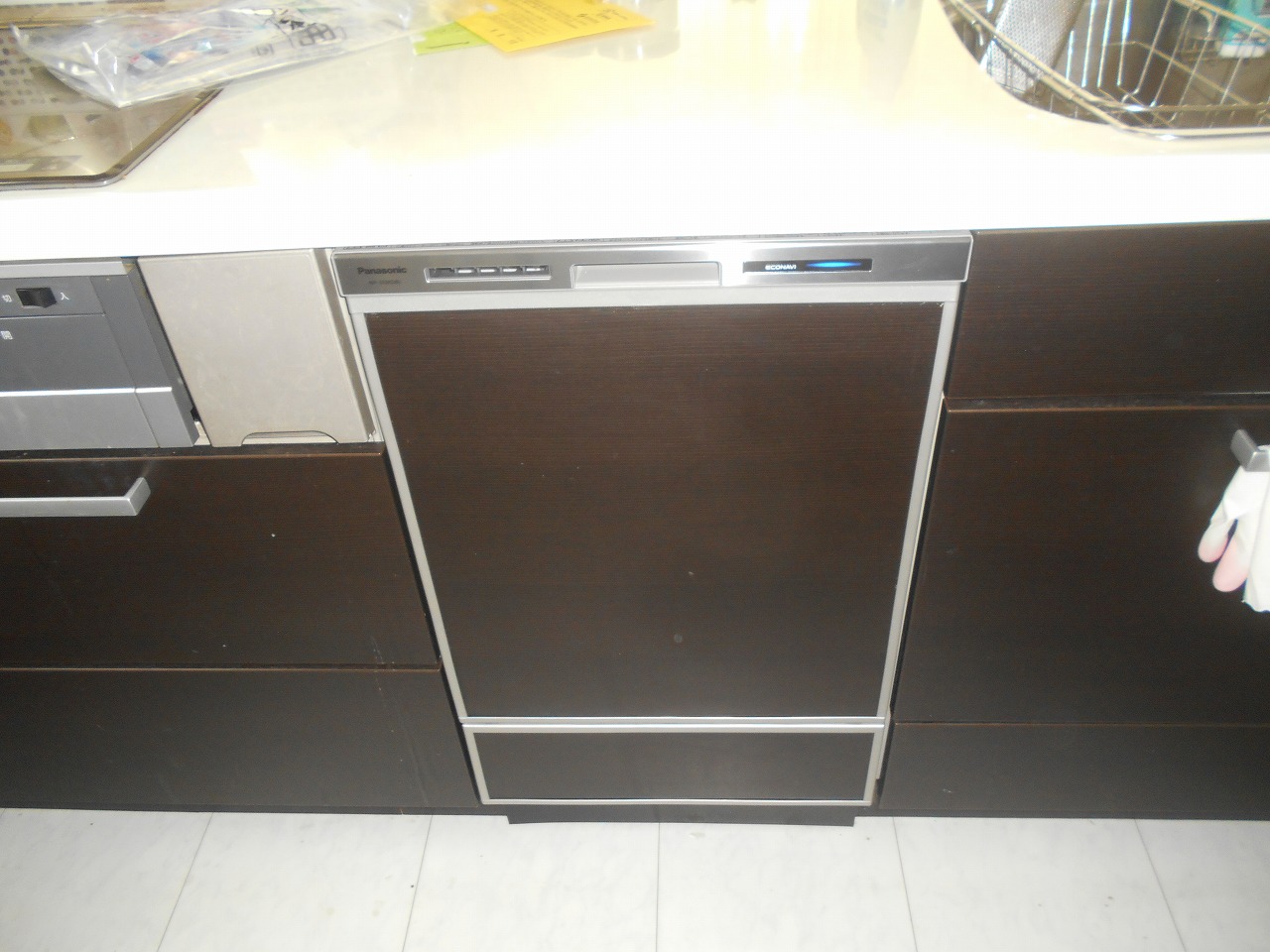 Panasonic製食器洗い乾燥機 NP-45MD8S