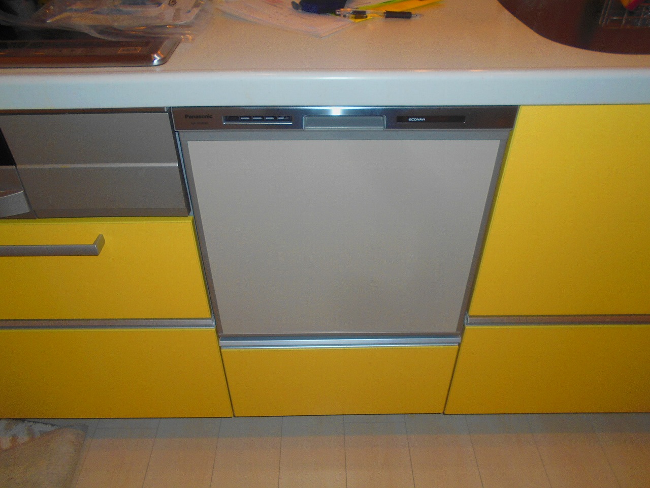 Panasonic製食器洗い乾燥機 NP-45MS8S