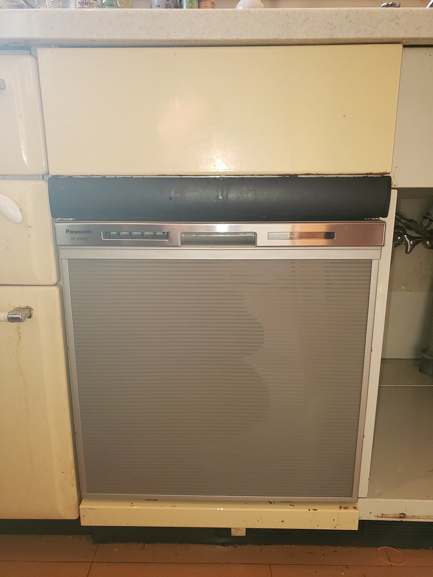 Panasonic製食器洗い乾燥機 NP-45MS8S